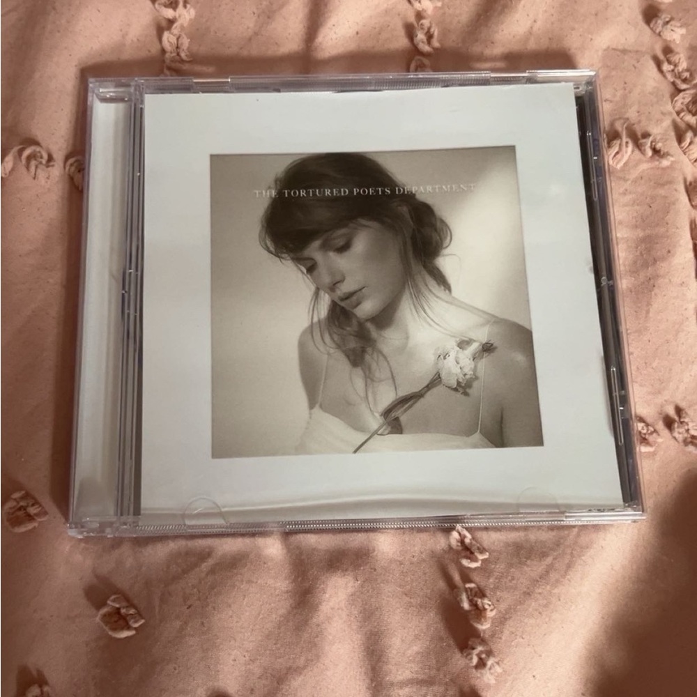 Official Taylor Swift But Daddy I Love Him CD